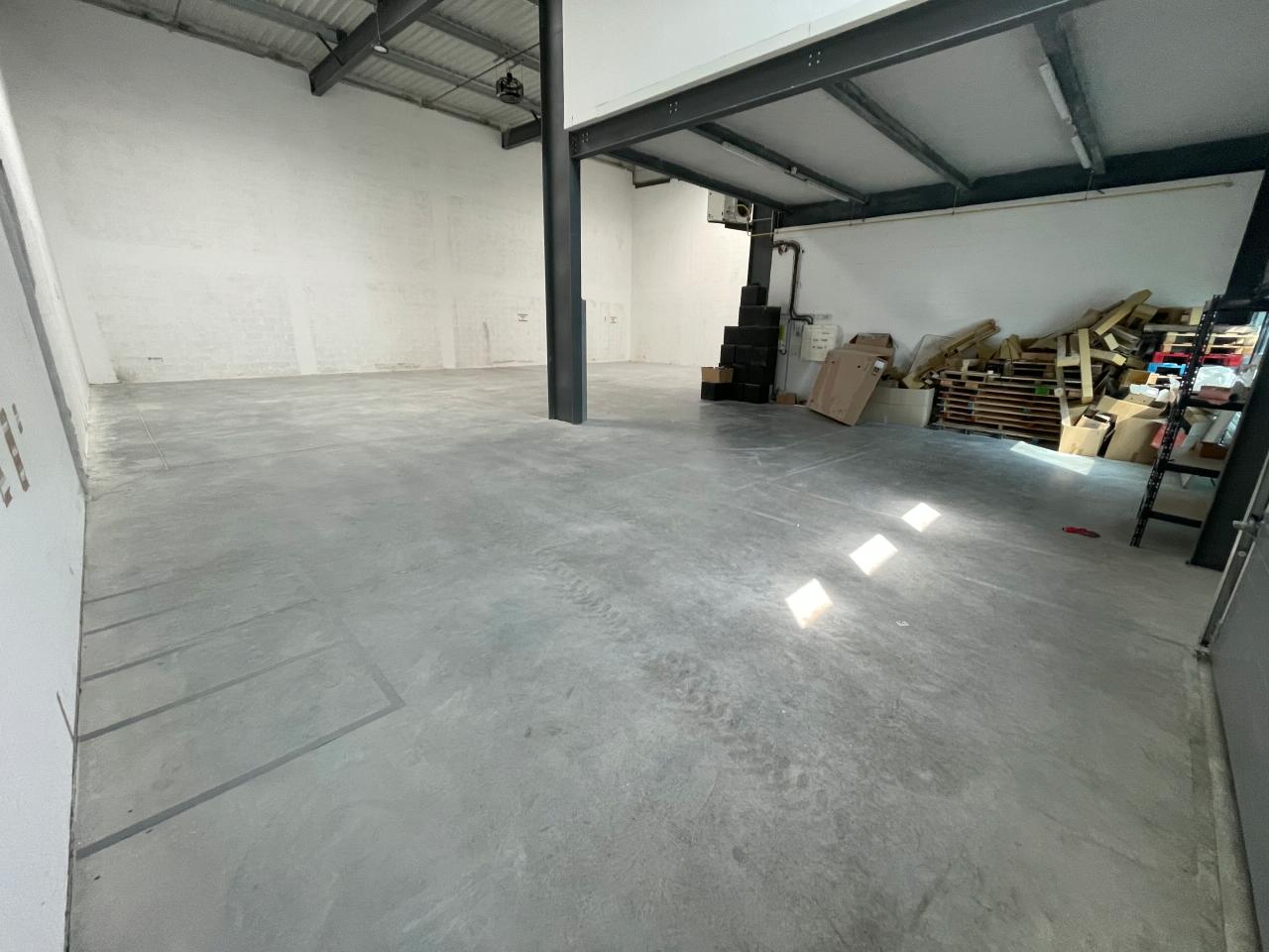 Local d'activité Conflans-Sainte-Honorine 1810m² Location local d'activité Conflans-Sainte-Honorine Yvelines OLACT2105956 11
